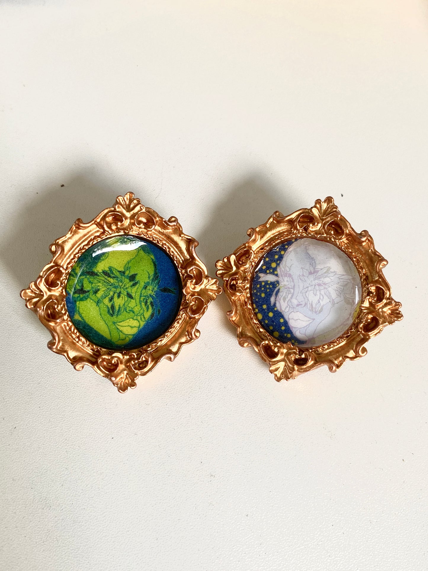 1. Frame Earrings Set