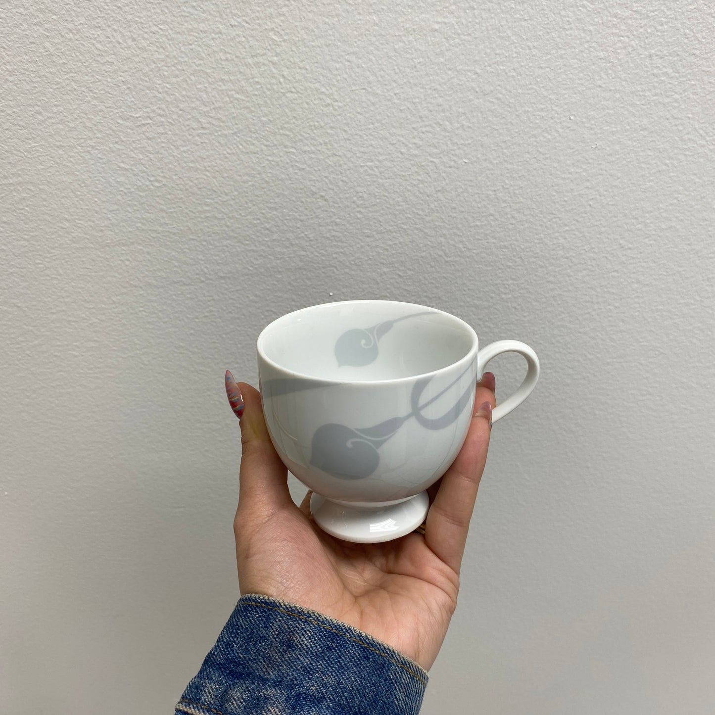 Leave Me Alone: Tea Cup Set